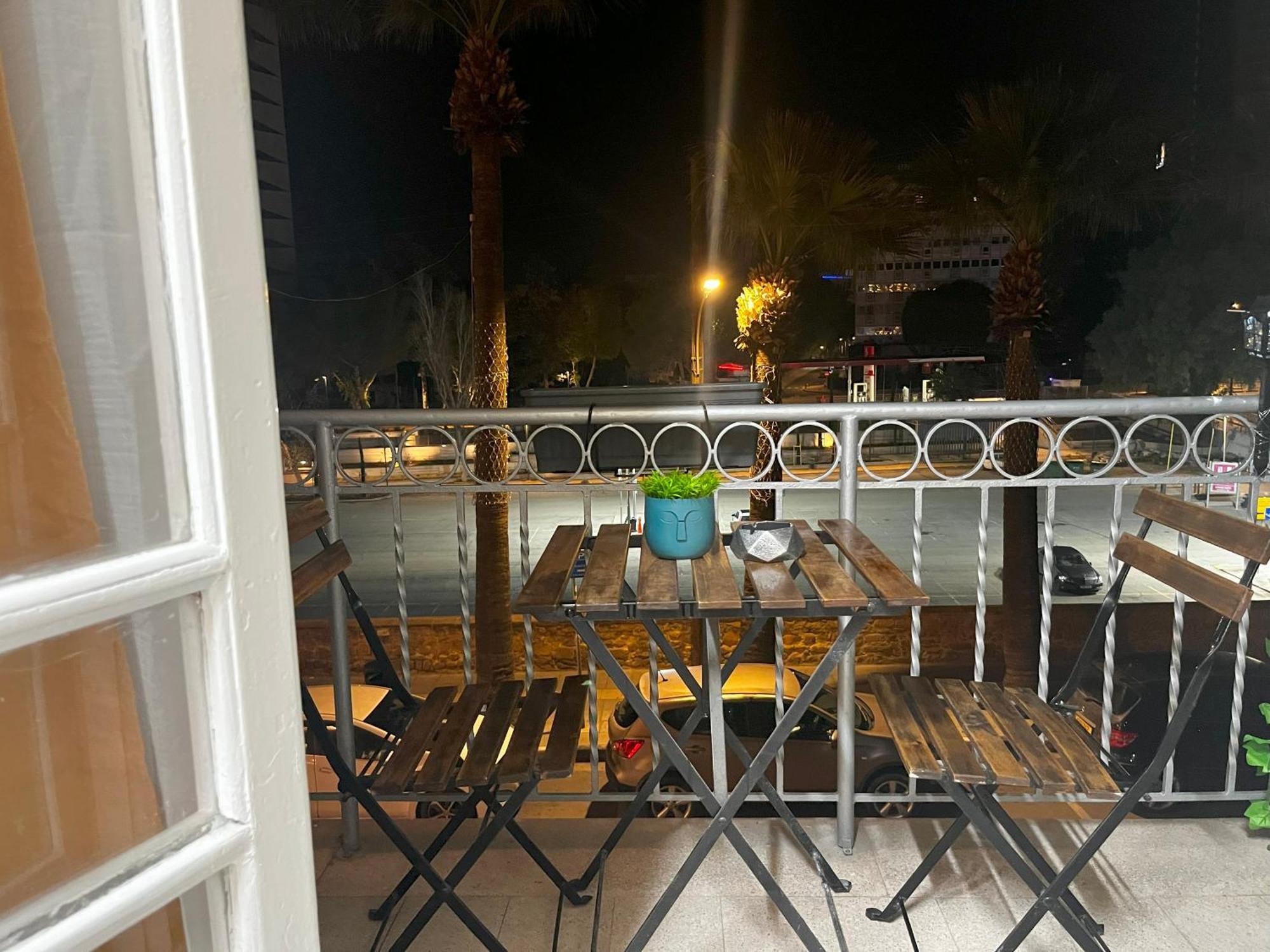 Xanthis Hostel Nicosia City Centre Экстерьер фото